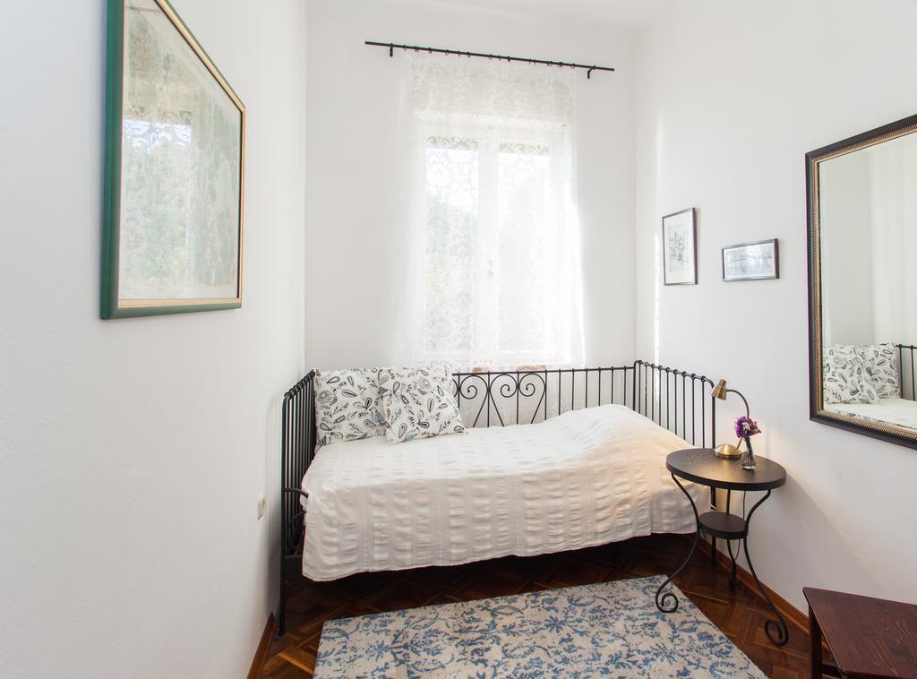 Apartament Ira